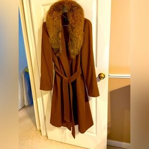 Ellen Tracy fox collar and wool blend wrap camel coat.